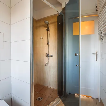 Sobieski Apartment *